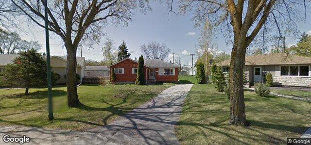 Photo of 366 Highcliff Bay in Winnipeg, Manitoba
