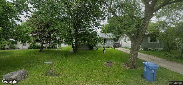 51 Rogan Drive（加拿大曼尼托巴省温尼伯市）房屋照片