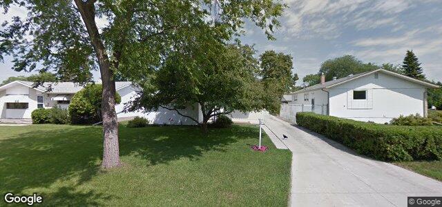 Photo of 6 Leisure Bay in Winnipeg, Manitoba