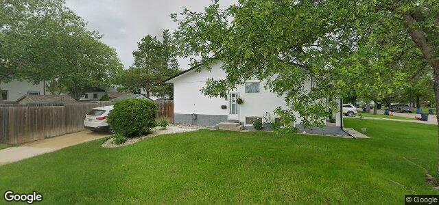 Larawan ng 67 Costello Drive sa Winnipeg, Manitoba