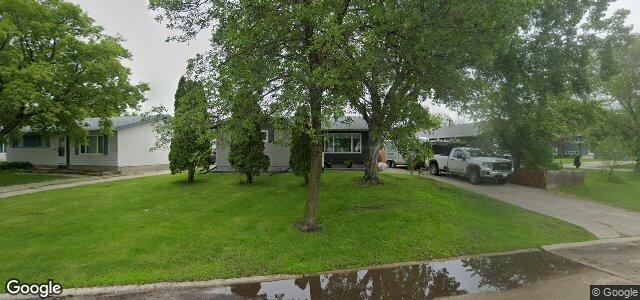 7 Bissett Crescent（加拿大曼尼托巴省温尼伯市）房屋照片