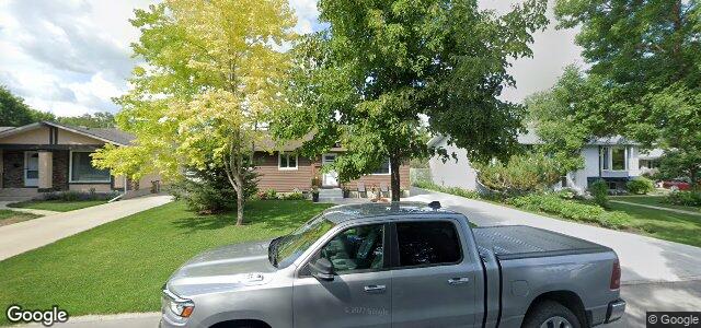 7 Sabine Crescent（加拿大曼尼托巴省温尼伯市）房屋照片