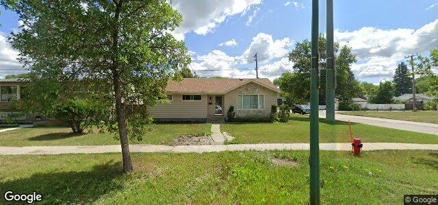 711 Cavalier Drive（加拿大曼尼托巴省温尼伯市）房屋照片