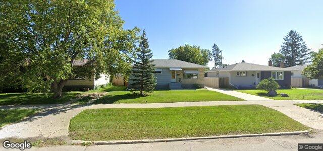 745 Buchanan Boulevard（加拿大曼尼托巴省温尼伯市）房屋照片