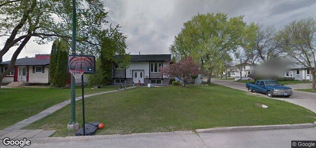 82 Mackie Bay（加拿大曼尼托巴省温尼伯市）房屋照片