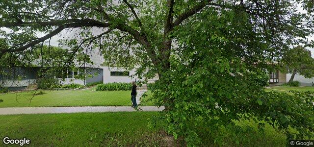 Photo of 971 Cavalier Drive in Winnipeg, Manitoba