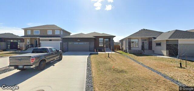 Photo of 10 Blackheath Close in Winnipeg, Manitoba