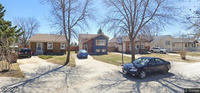 Photo of 106 Kennington Bay in Winnipeg, Manitoba