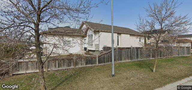 139 Julia Road（加拿大曼尼托巴省温尼伯市）房屋照片