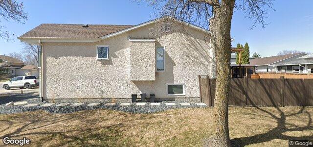 147 Queensbury Bay（加拿大曼尼托巴省温尼伯市）房屋照片