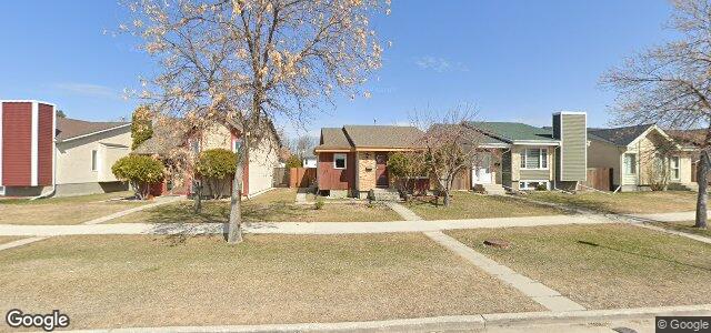 153 Southglen Boulevard（加拿大曼尼托巴省温尼伯市）房屋照片