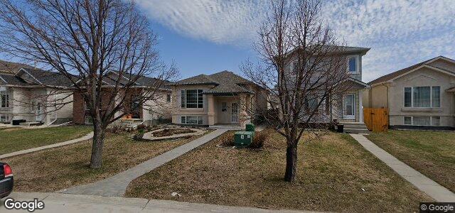 Photo of 19 Draho Crescent in Winnipeg, Manitoba