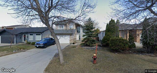 19 Hallfield Bay（加拿大曼尼托巴省温尼伯市）房屋照片