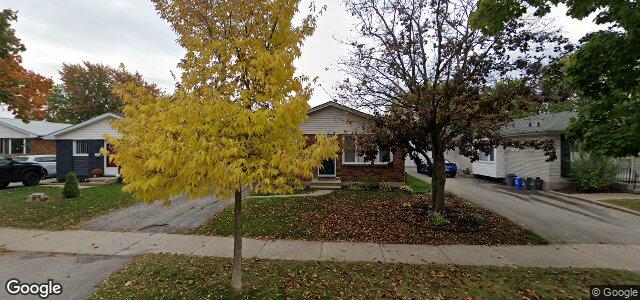 19 Harding Crescent（加拿大曼尼托巴省温尼伯市）房屋照片