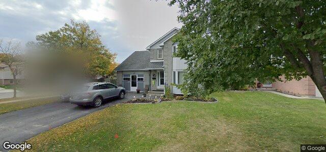 2 Sloane Crescent（加拿大曼尼托巴省温尼伯市）房屋照片