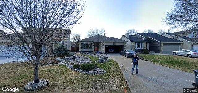 22 Hallfield Bay（加拿大曼尼托巴省温尼伯市）房屋照片