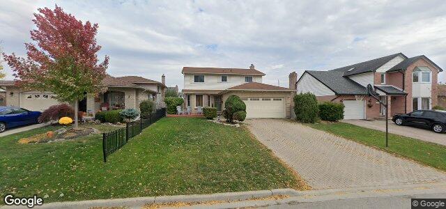 23 Sloane Crescent（加拿大曼尼托巴省温尼伯市）房屋照片