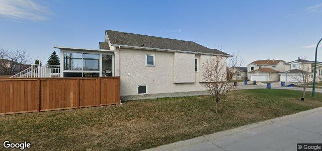 24 Hochman Avenue（加拿大曼尼托巴省温尼伯市）房屋照片