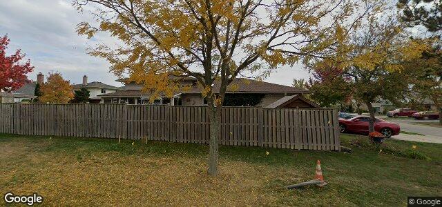 27 Sloane Crescent（加拿大曼尼托巴省温尼伯市）房屋照片