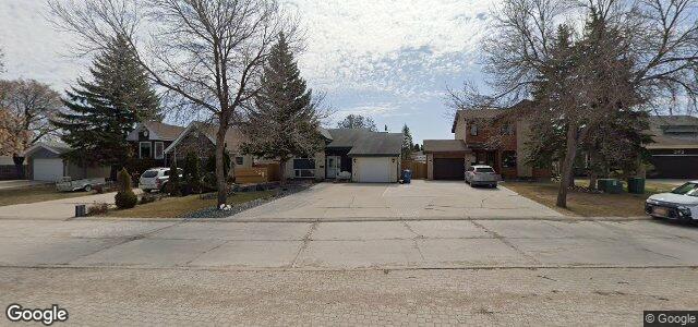 300 Southglen Boulevard（加拿大曼尼托巴省温尼伯市）房屋照片