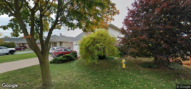 31 Sloane Crescent（加拿大曼尼托巴省温尼伯市）房屋照片