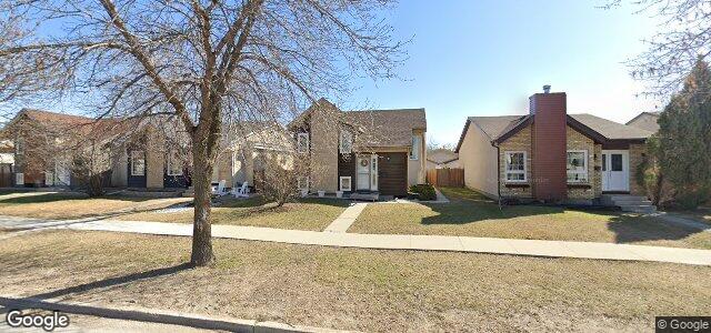 329 Ashworth Street（加拿大曼尼托巴省温尼伯市）房屋照片