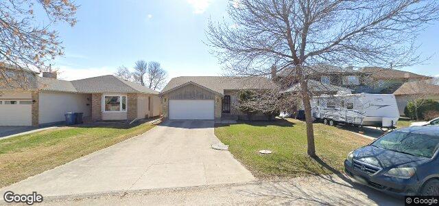 38 Hallfield Bay（加拿大曼尼托巴省温尼伯市）房屋照片