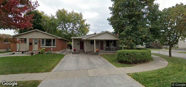 39 Harding Crescent（加拿大曼尼托巴省温尼伯市）房屋照片