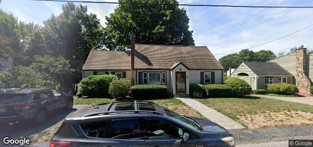 Photo of 39 Julia Road in Winnipeg, Manitoba