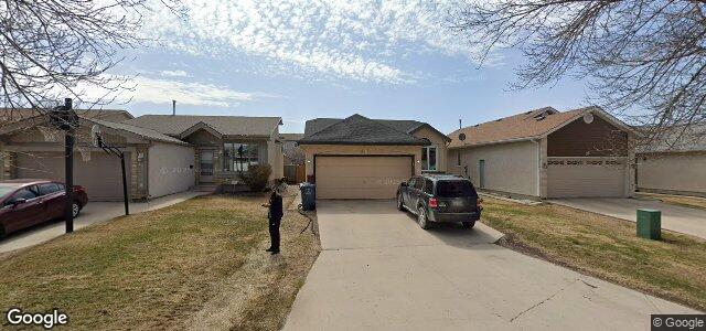 40 Hedgestone Crescent（加拿大曼尼托巴省温尼伯市）房屋照片