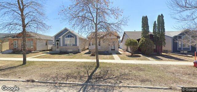 418 Novavista Drive（加拿大曼尼托巴省温尼伯市）房屋照片