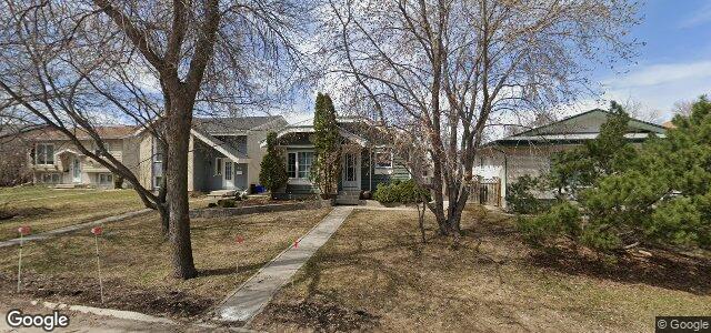 44 Queensbury Bay（加拿大曼尼托巴省温尼伯市）房屋照片