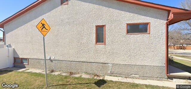 448 Novavista Drive（加拿大曼尼托巴省温尼伯市）房屋照片