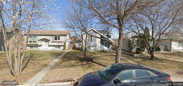 48 Queensbury Bay（加拿大曼尼托巴省温尼伯市）房屋照片