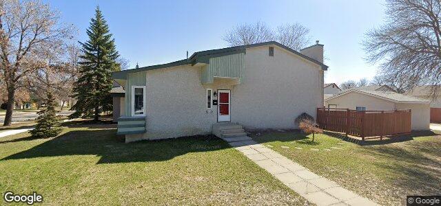 624 Novavista Drive（加拿大曼尼托巴省温尼伯市）房屋照片