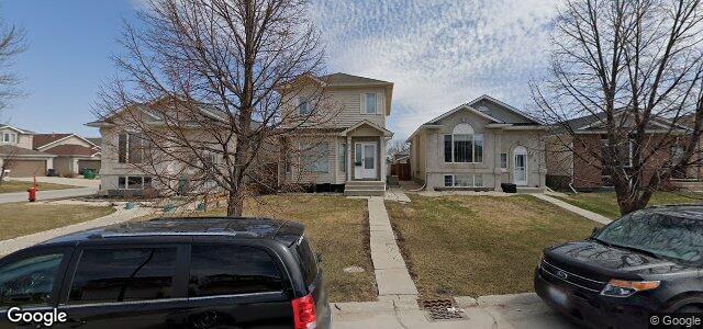 Photo of 7 Draho Crescent in Winnipeg, Manitoba