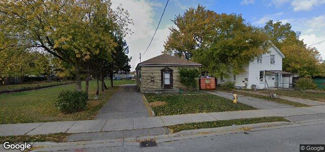 Photo of 496 Simcoe Street in Winnipeg, Manitoba