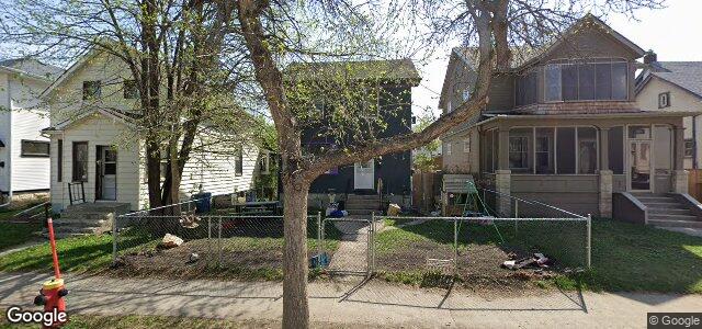 705 Banning Street（加拿大曼尼托巴省温尼伯市）房屋照片