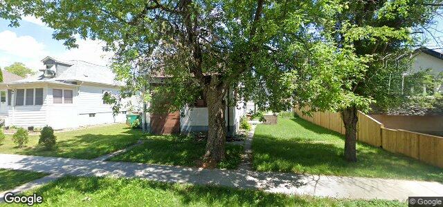 303 Woodlawn Street（加拿大曼尼托巴省温尼伯市）房屋照片