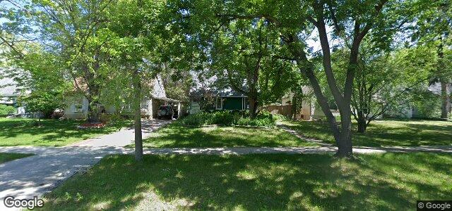 325 Sharp Boulevard（加拿大曼尼托巴省温尼伯市）房屋照片