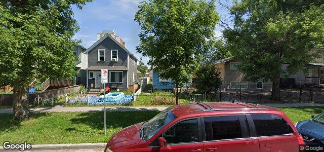 453 Flora Avenue（加拿大曼尼托巴省温尼伯市）房屋照片