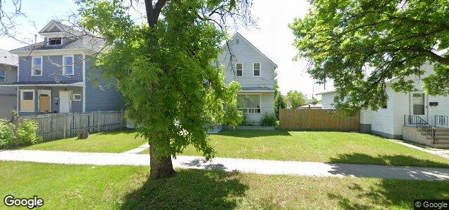 Photo of 480 Stella Avenue in Winnipeg, Manitoba