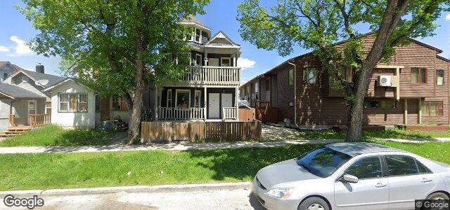 483 Flora Avenue（加拿大曼尼托巴省温尼伯市）房屋照片