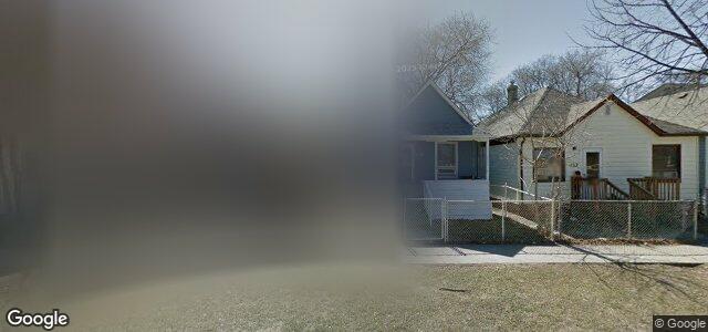 Larawan ng 560 Stella Avenue sa Winnipeg, Manitoba