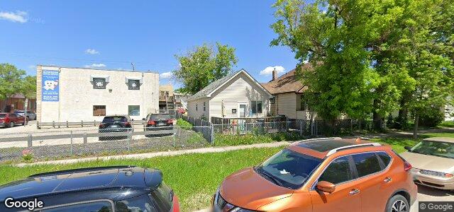 593 Flora Avenue（加拿大曼尼托巴省温尼伯市）房屋照片