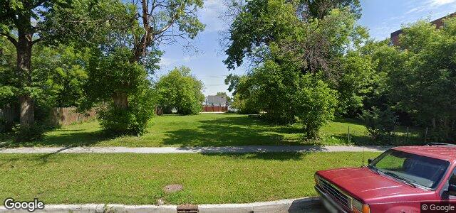 631 Stella Avenue（加拿大曼尼托巴省温尼伯市）房屋照片