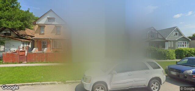 635 Flora Avenue（加拿大曼尼托巴省温尼伯市）房屋照片