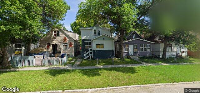 651 Flora Avenue（加拿大曼尼托巴省温尼伯市）房屋照片