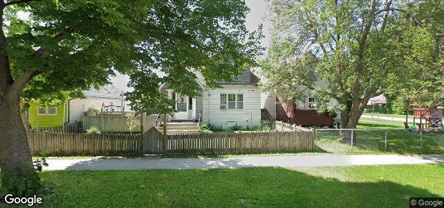 658 Stella Avenue（加拿大曼尼托巴省温尼伯市）房屋照片