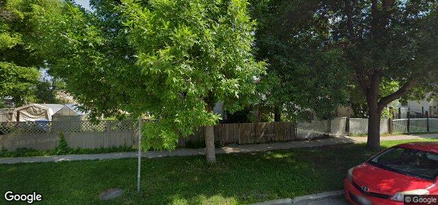 661 Flora Avenue（加拿大曼尼托巴省温尼伯市）房屋照片